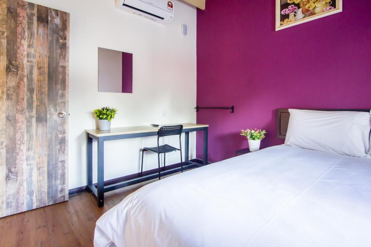 Explore 5Br Gardenhouse Retreats バターワース エクステリア 写真