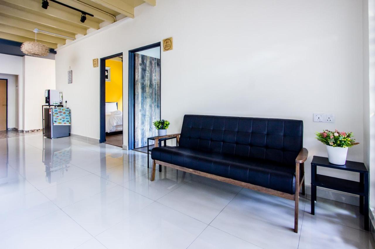 Explore 5Br Gardenhouse Retreats バターワース エクステリア 写真