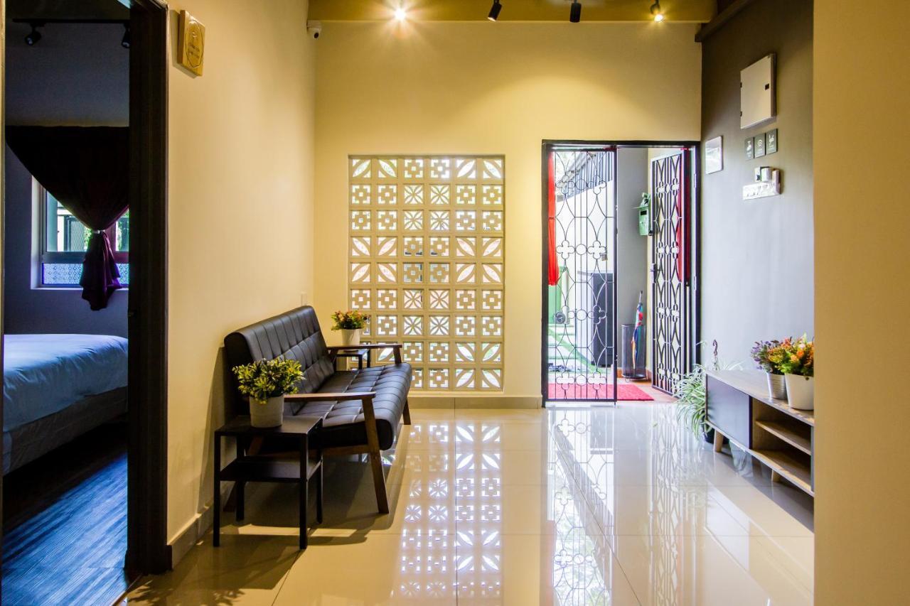 Explore 5Br Gardenhouse Retreats バターワース エクステリア 写真