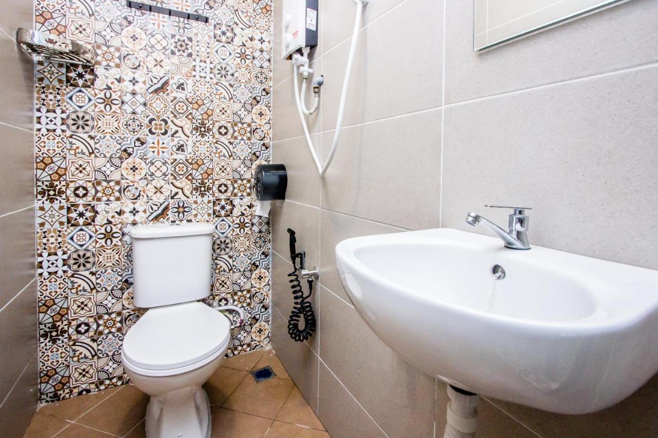 Explore 5Br Gardenhouse Retreats バターワース エクステリア 写真