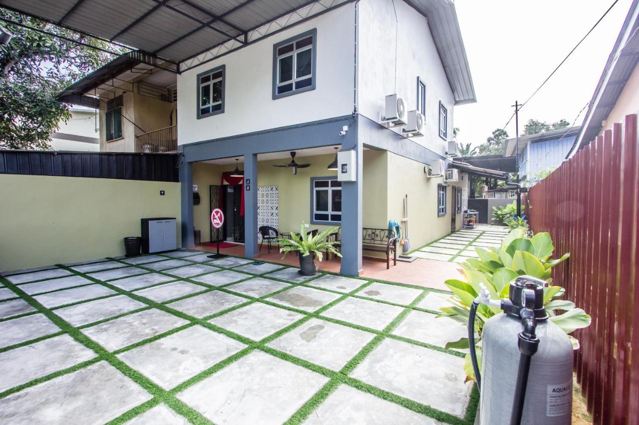 Explore 5Br Gardenhouse Retreats バターワース エクステリア 写真